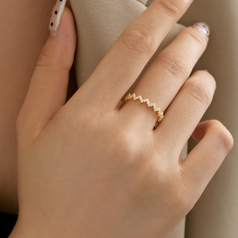 Zig-Zag Band