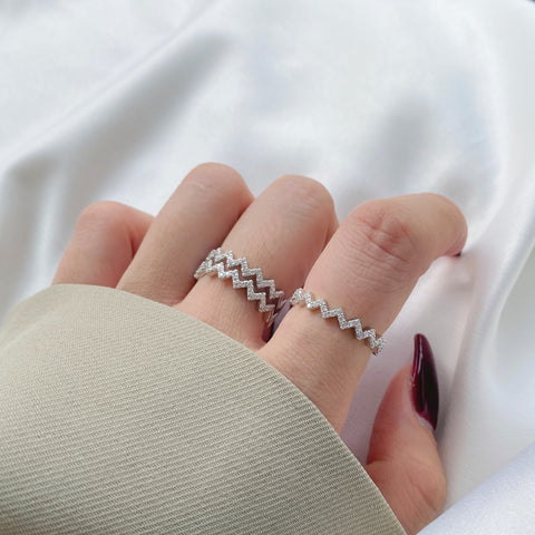 Zig-Zag Band